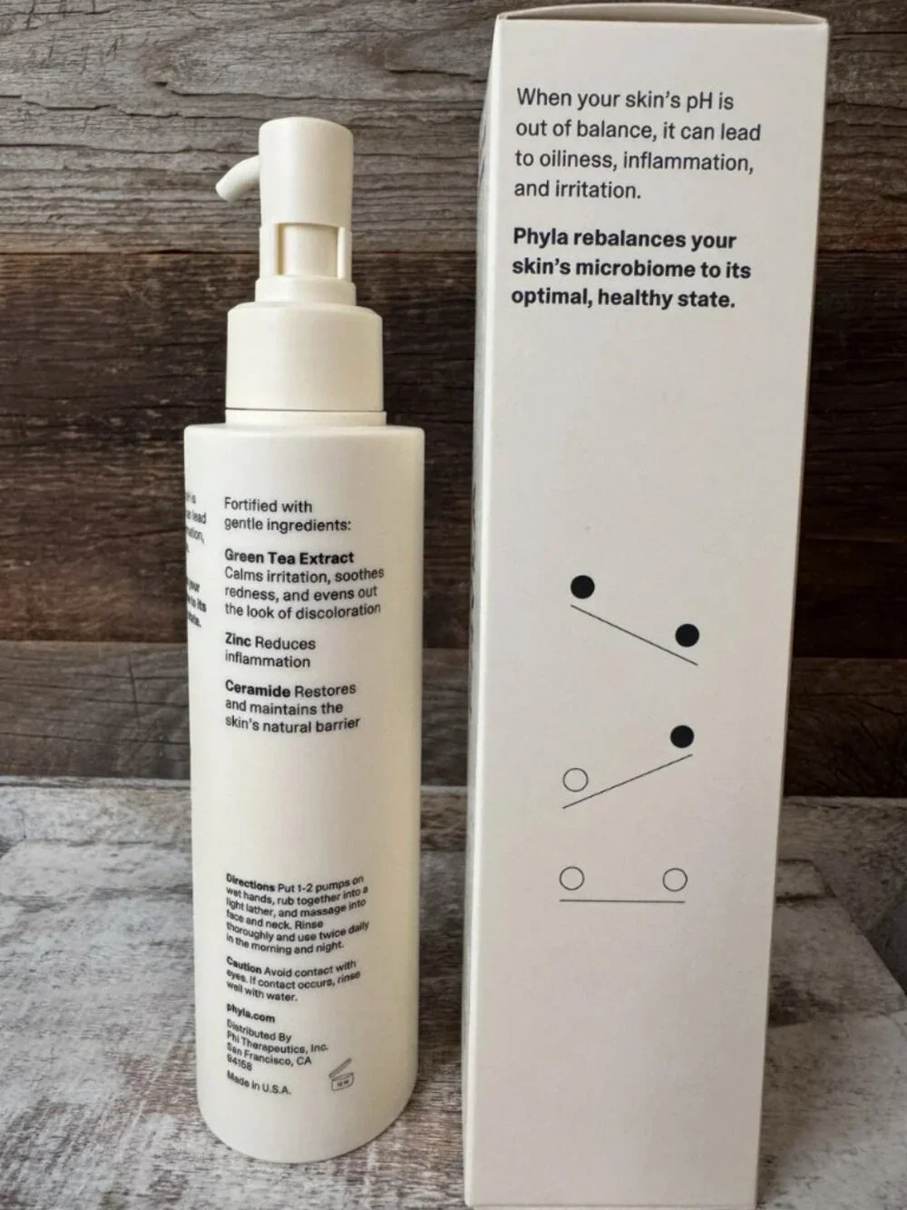 Phyla pH Balancing Gel Cleanser 120mL / 4.05 fl oz